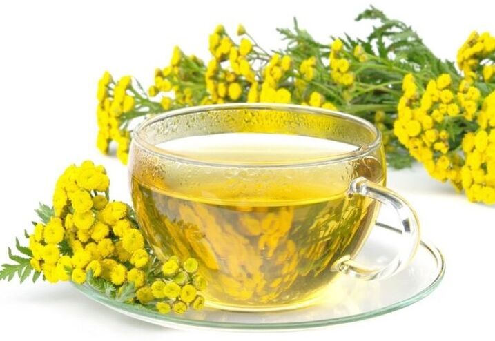 Tansy nuoviras nuo parazitų organizme